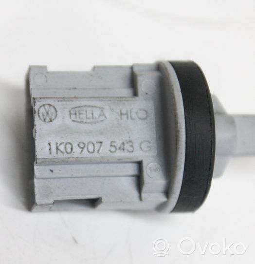 Skoda Octavia Mk2 (1Z) Czujnik temperatury oleju 1K0907543G