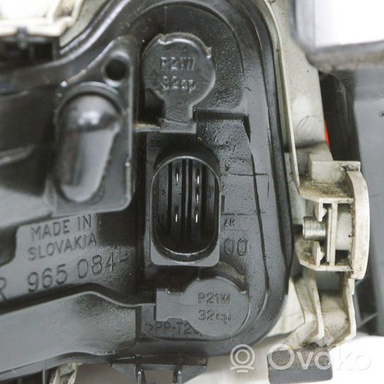 Audi A4 S4 B7 8E 8H Lampa tylna 965037