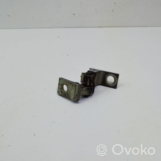 Volkswagen Tiguan Front door upper hinge 5N0831401A