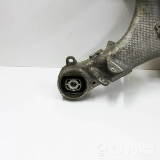 BMW 5 G30 G31 Rama pomocnicza tylna 6886057