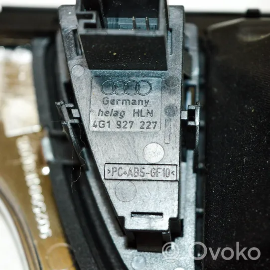 Audi A7 S7 4G Loga gaisa režģis 4G0941509