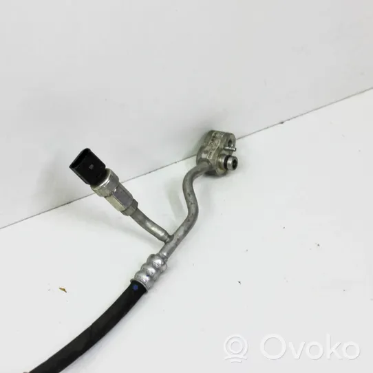 Audi Q7 4L Air conditioning (A/C) pipe/hose 7L6820741F