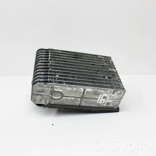 Audi Q7 4L Pečiuko radiatorius 4L0820712A