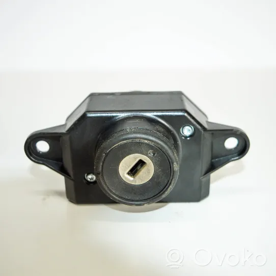 Audi Q7 4L Ignition lock 4F0909135E