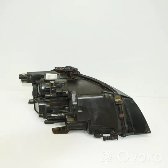 Audi A4 S4 B8 8K Lampa przednia 8K0941003A