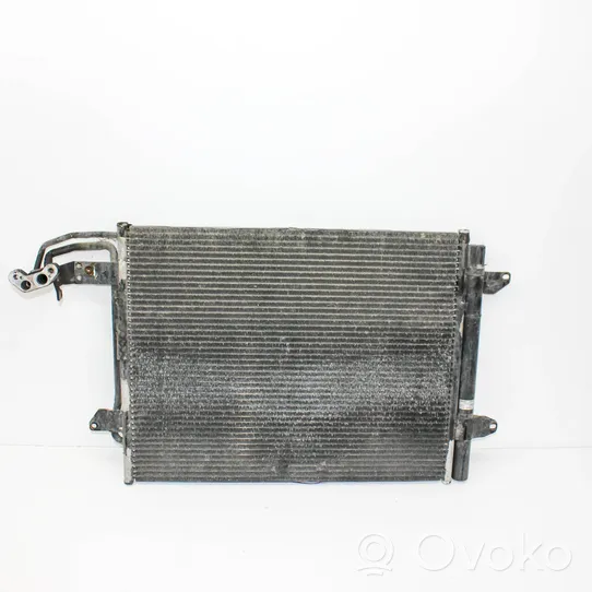 Volkswagen Touran I Radiateur condenseur de climatisation 1T0820411E