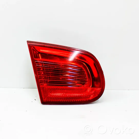 Volkswagen Eos Lampy tylnej klapy bagażnika 1Q0945093