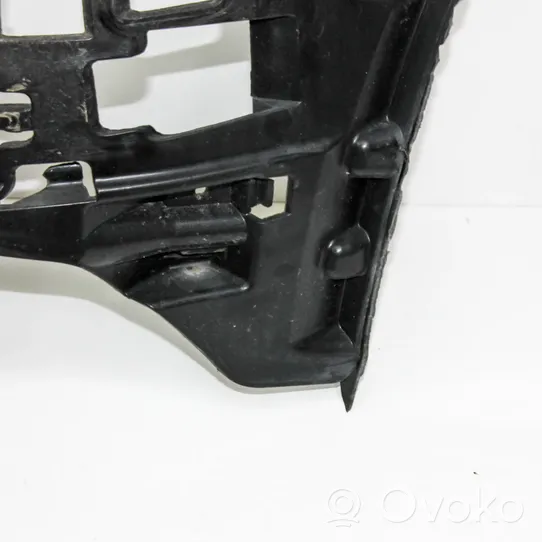 Mercedes-Benz C W205 Staffa di rinforzo montaggio del paraurti anteriore A2058850565