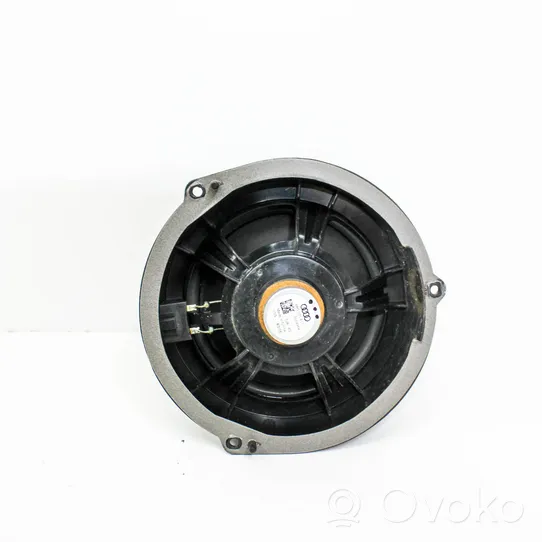 Audi Q3 8U Enceinte de porte arrière 8R0035411