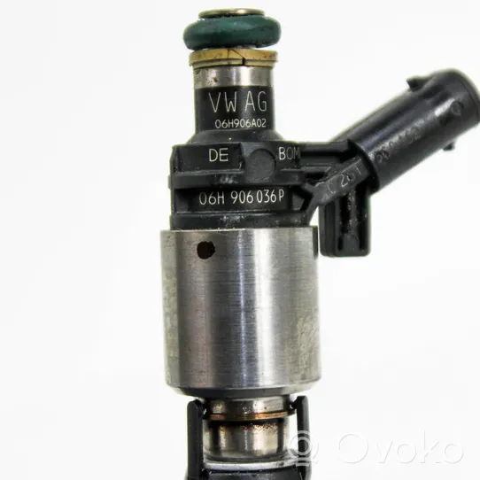 Audi Q3 8U Injecteur de carburant 06H906036P