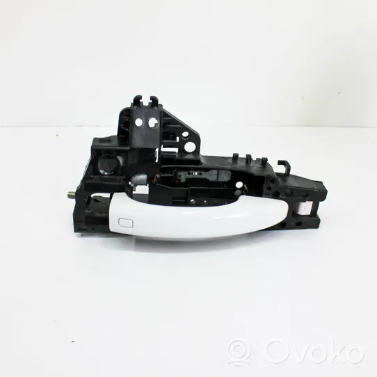 Audi Q3 8U Etuoven ulkokahva 8U0837885