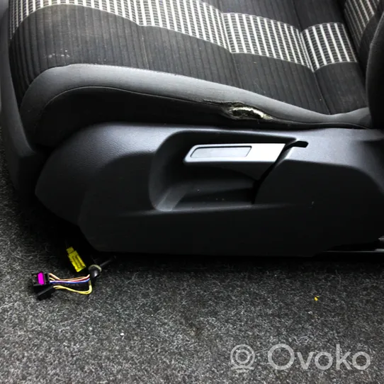 Volkswagen Touran I Juego del asiento 