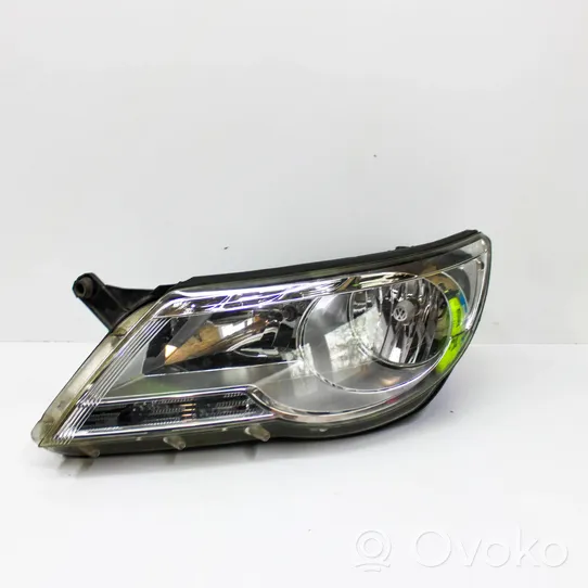 Volkswagen Tiguan Lampa przednia 5N2941031K