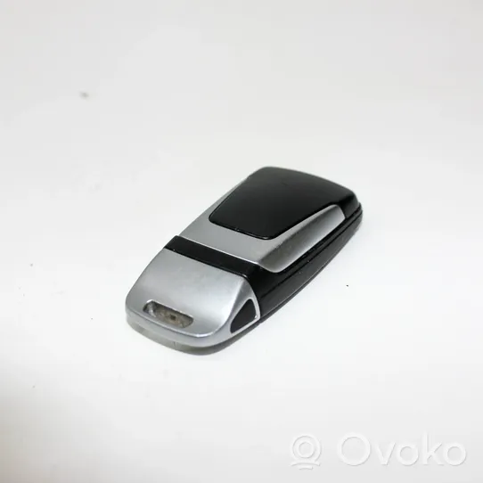 Audi A4 S4 B9 Ignition key/card 4M0959754CG