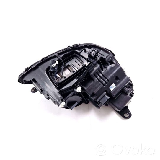 Mercedes-Benz E W213 Lampa przednia A2139060705