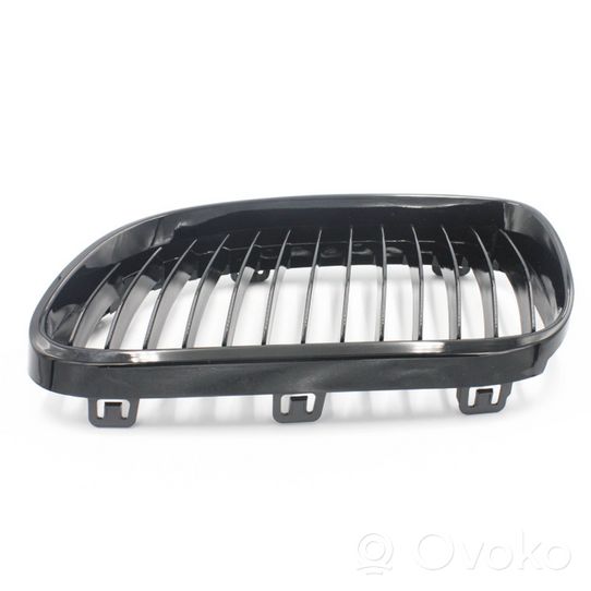 BMW 3 E90 E91 Maskownica / Grill / Atrapa górna chłodnicy 51137254969