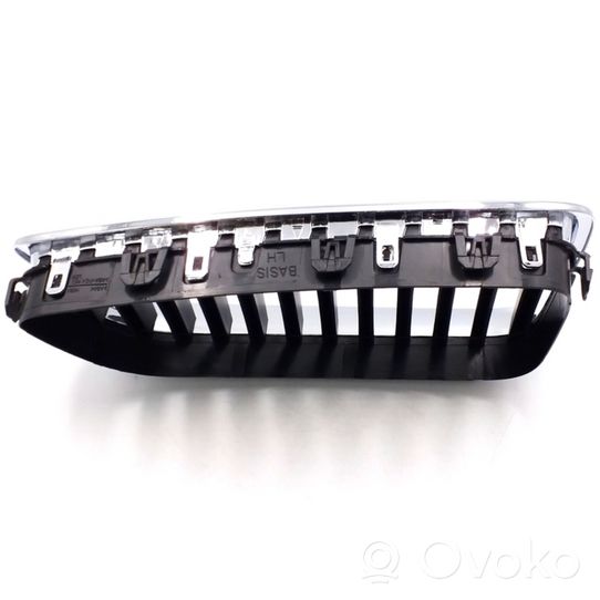 BMW 5 F10 F11 Maskownica / Grill / Atrapa górna chłodnicy 51137203649