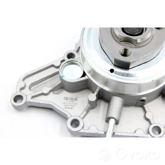 Audi A5 8T 8F Pompe de circulation d'eau 06E121016C