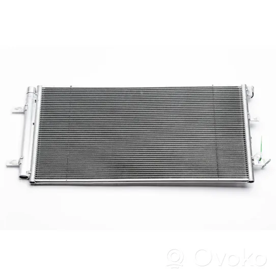 Audi A5 8T 8F Oro kondicionieriaus radiatorius aušinimo 8T0260403D