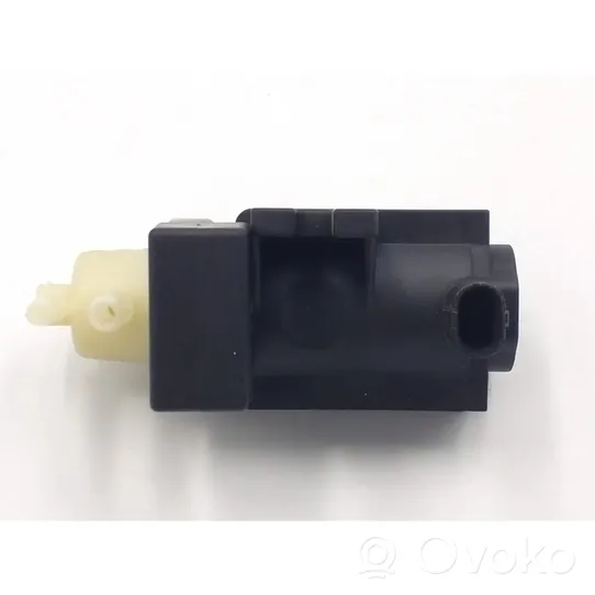 Mercedes-Benz V Class W447 Solenoidinis vožtuvas 0101531328