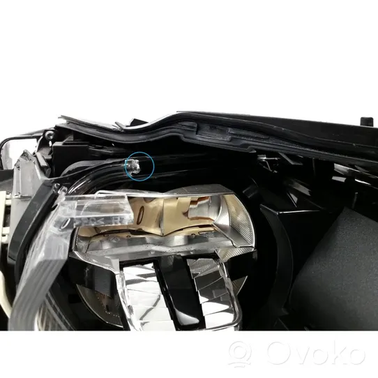 BMW 4 F32 F33 Lampa przednia 7476216-03