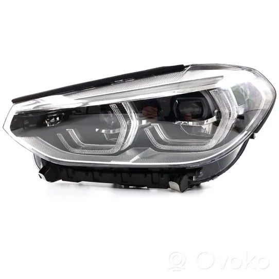 BMW X3 G01 Priekinių žibintų komplektas 7466119