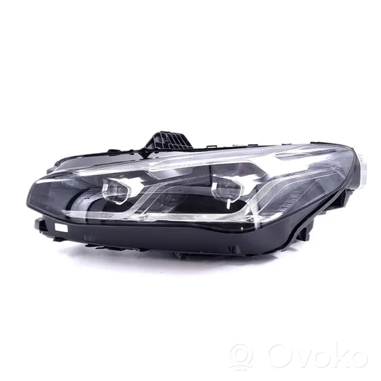 BMW 2 Active Tourer U06 Lampa przednia 5A42247-01