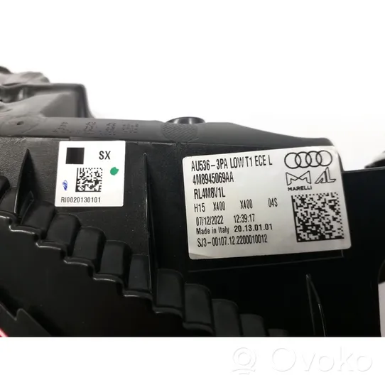 Audi Q8 Galinių žibintų komplektas 4M8945092