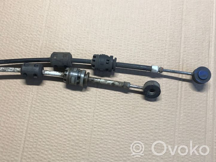 Opel Astra J Cavo di collegamento leva del cambio 55576410