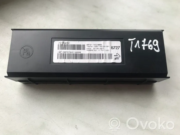 Opel Astra J Air conditioning/heating control unit 13586727
