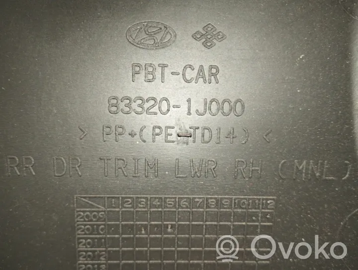 Hyundai i20 (PB PBT) Boczki / Poszycie drzwi tylnych 833021J011NAC