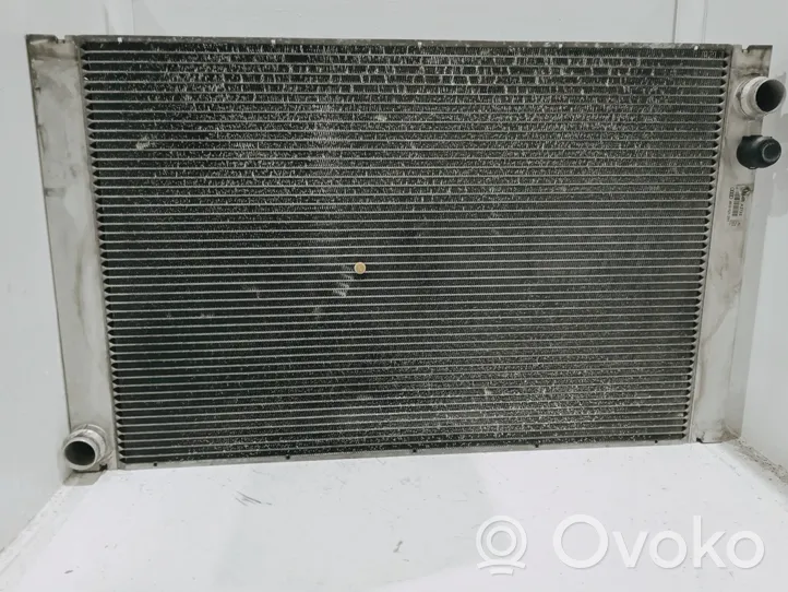 Audi A8 S8 D3 4E Radiateur de refroidissement 4E0121251