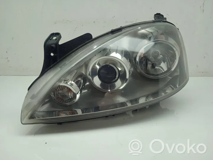 Opel Corsa C Lampa przednia 13237263