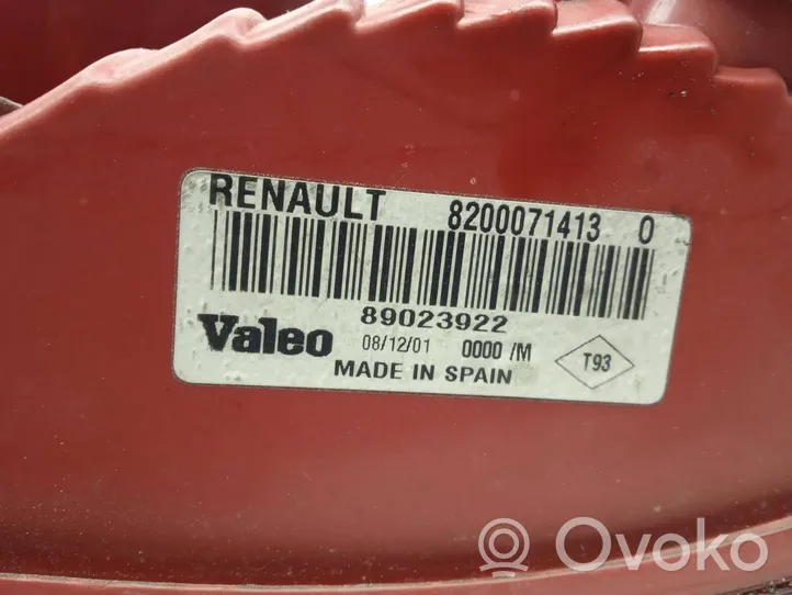 Renault Clio II Ampoule, feu stop / feu arrière 8200071413