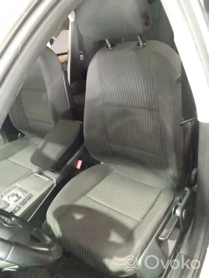 Audi A6 S6 C6 4F Priekšējais vadītāja sēdeklis 