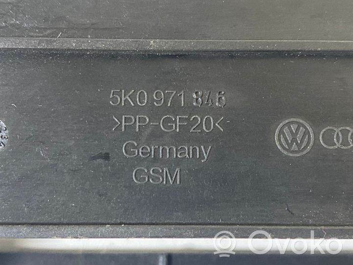 Volkswagen Golf VI Zaczep bagażnika 5K0971846