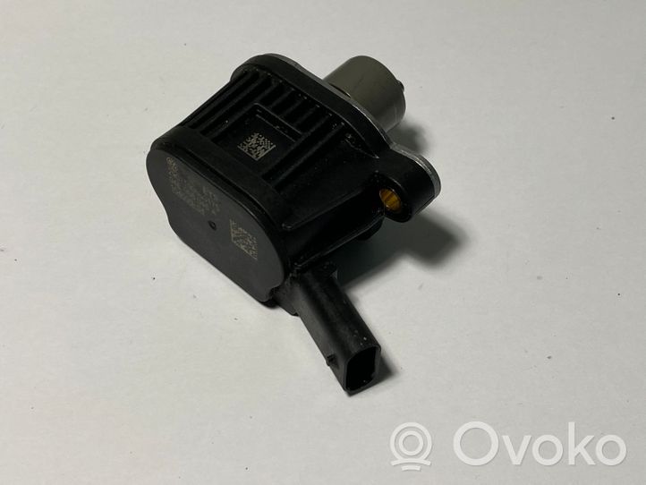Volkswagen PASSAT B8 Camshaft vanos timing valve 04E906048A