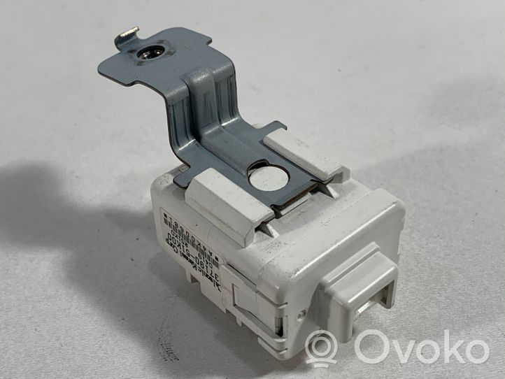 Opel Agila B Other relay 3719051K00