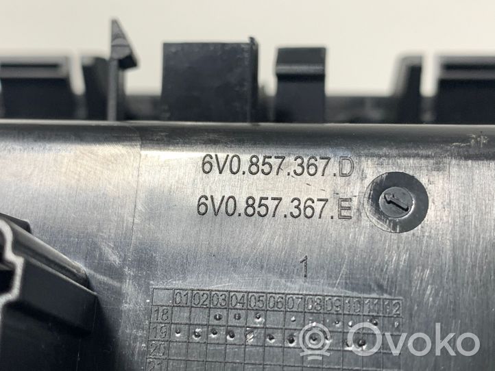 Skoda Fabia Mk3 (NJ) Panel gniazda zapalniczki deski rozdzielczej 6V0857367D