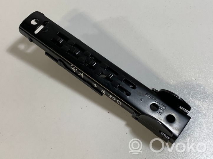 Volkswagen Golf Plus Motorino di regolazione delle cinture di sicurezza 1T0857819