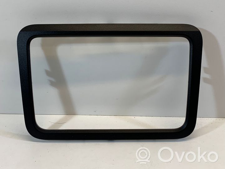 Skoda Roomster (5J) Mascherina unità principale autoradio/GPS 5J0858069