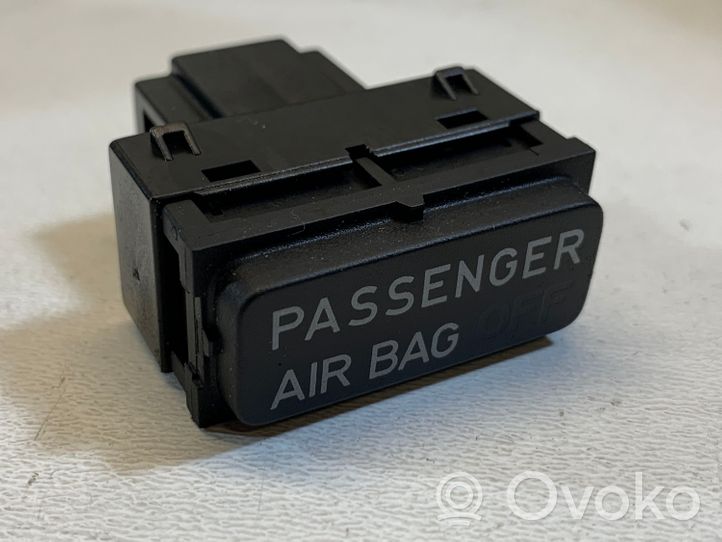 Volkswagen Golf V Passenger airbag on/off switch 1K0919234D
