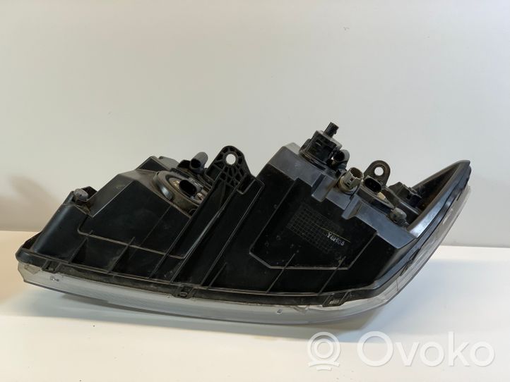 Dodge Journey Lampa przednia 05067788AE