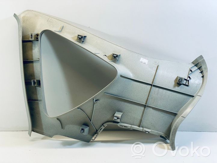 Seat Toledo III (5P) (D) garniture de pilier (haut) 5P5867287D