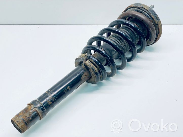 Hyundai Sonata Front shock absorber with coil spring 546113K130