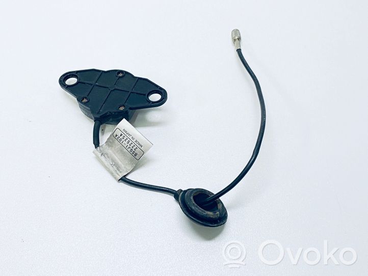 BMW X5 E53 Antenna GPS 65908381206