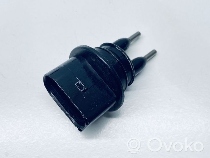 Volkswagen Golf VI Capteur de niveau de liquide lave-glace 7M0919376