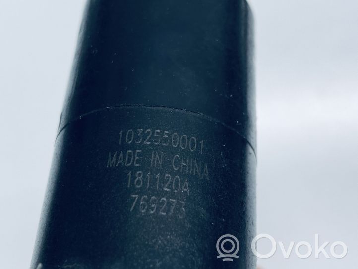 Toyota Aygo AB40 Pompa spryskiwacza szyby przedniej / czołowej 8533002040