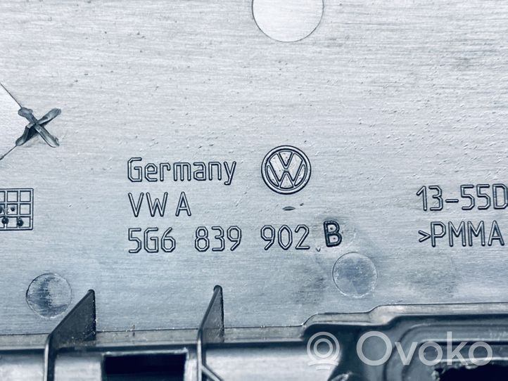 Volkswagen Golf VII Takaoven lasin muotolista 5G6839902B