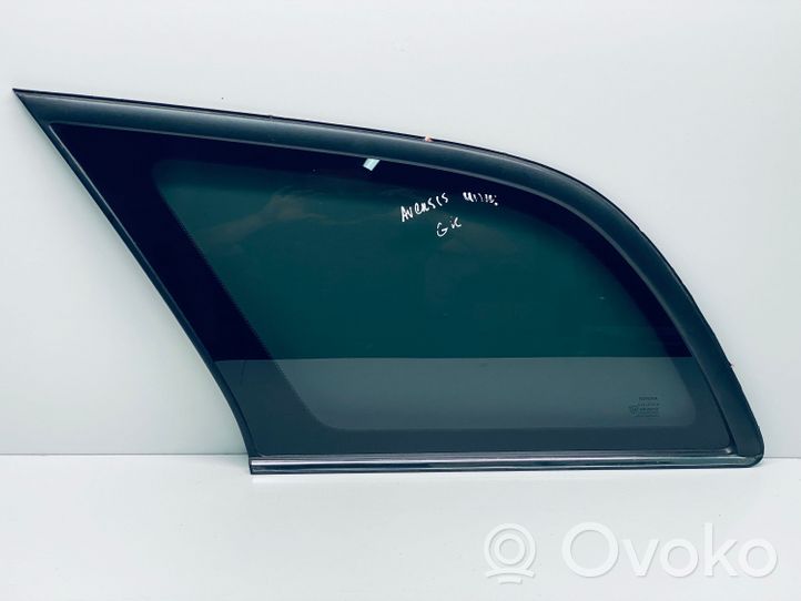 Toyota Avensis T250 Fenêtre latérale avant / vitre triangulaire 6272005120